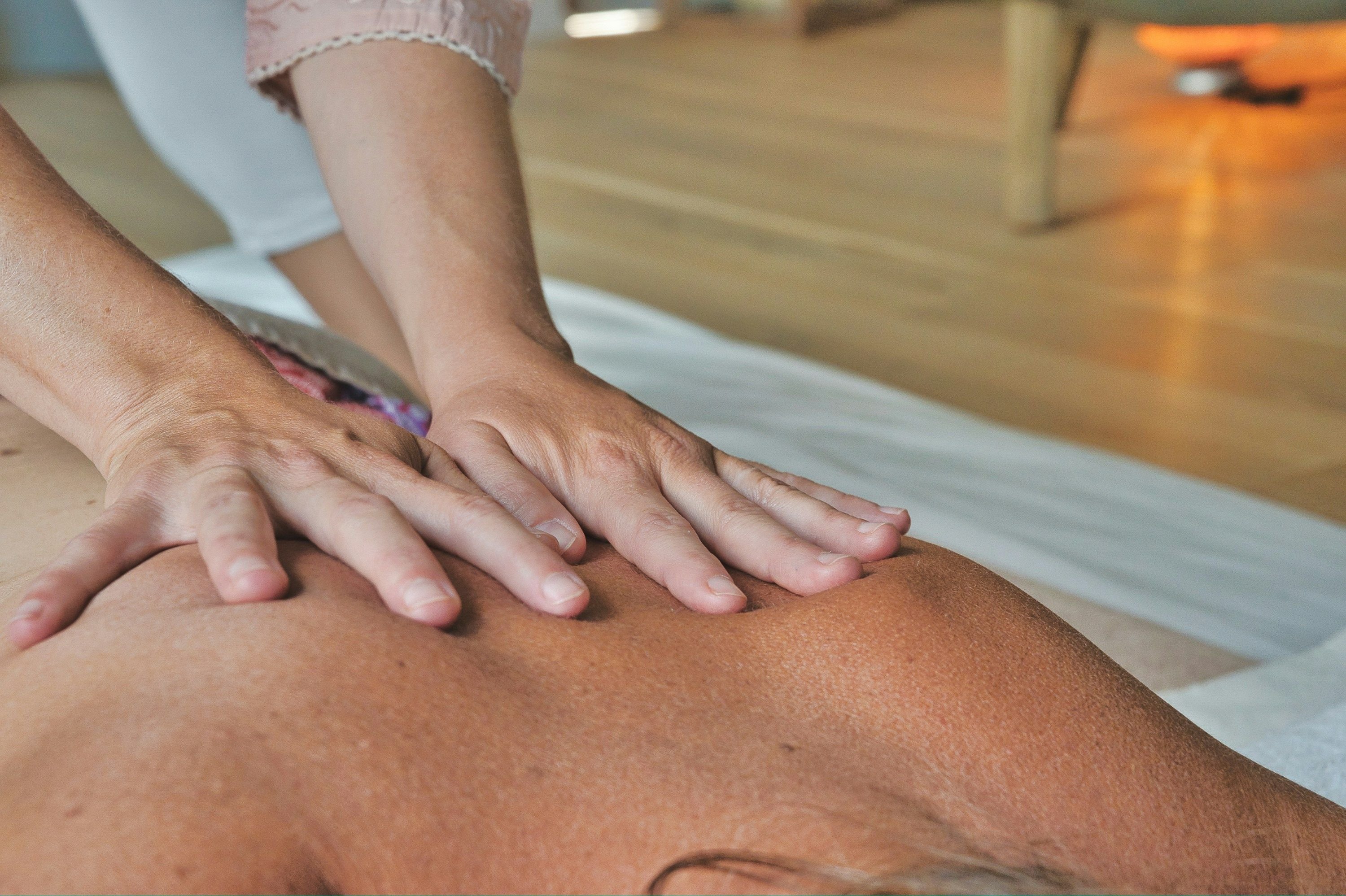 Massage und manuelle Behandlung
